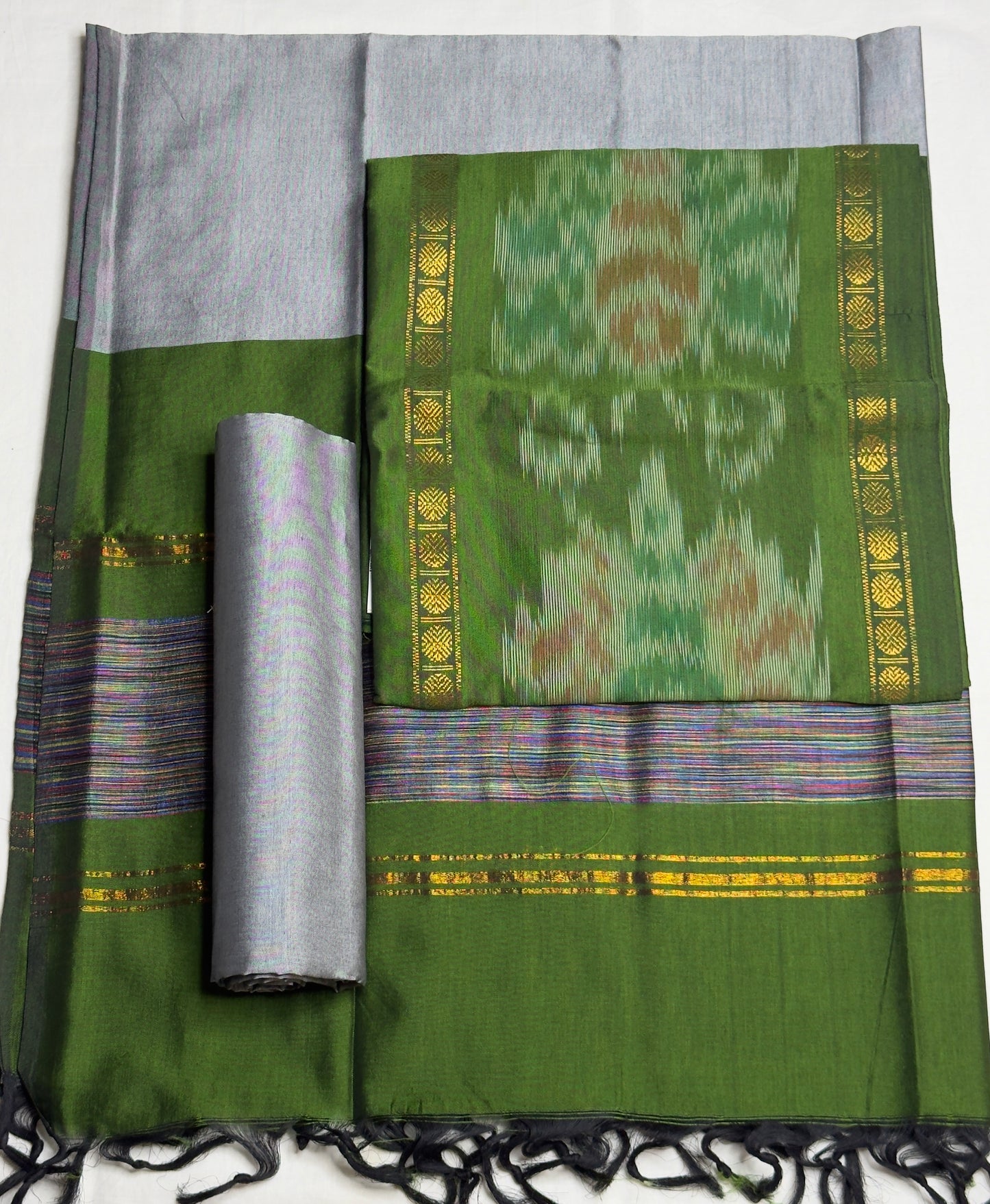 Pochampally Sico Silk Suit HOTUSM204