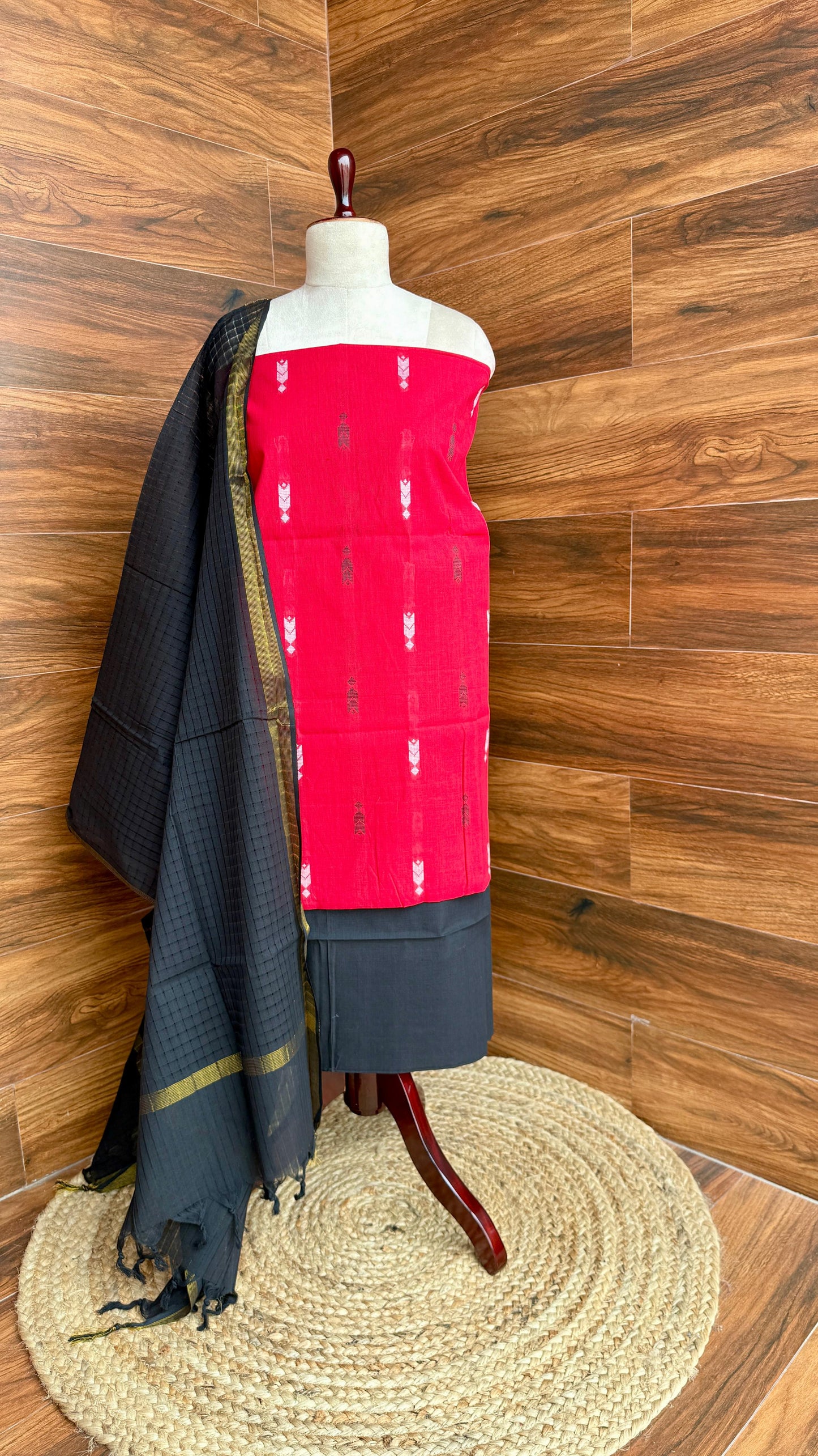 Handloom Cotton- Salwar Material- Red Black HOTUSM97