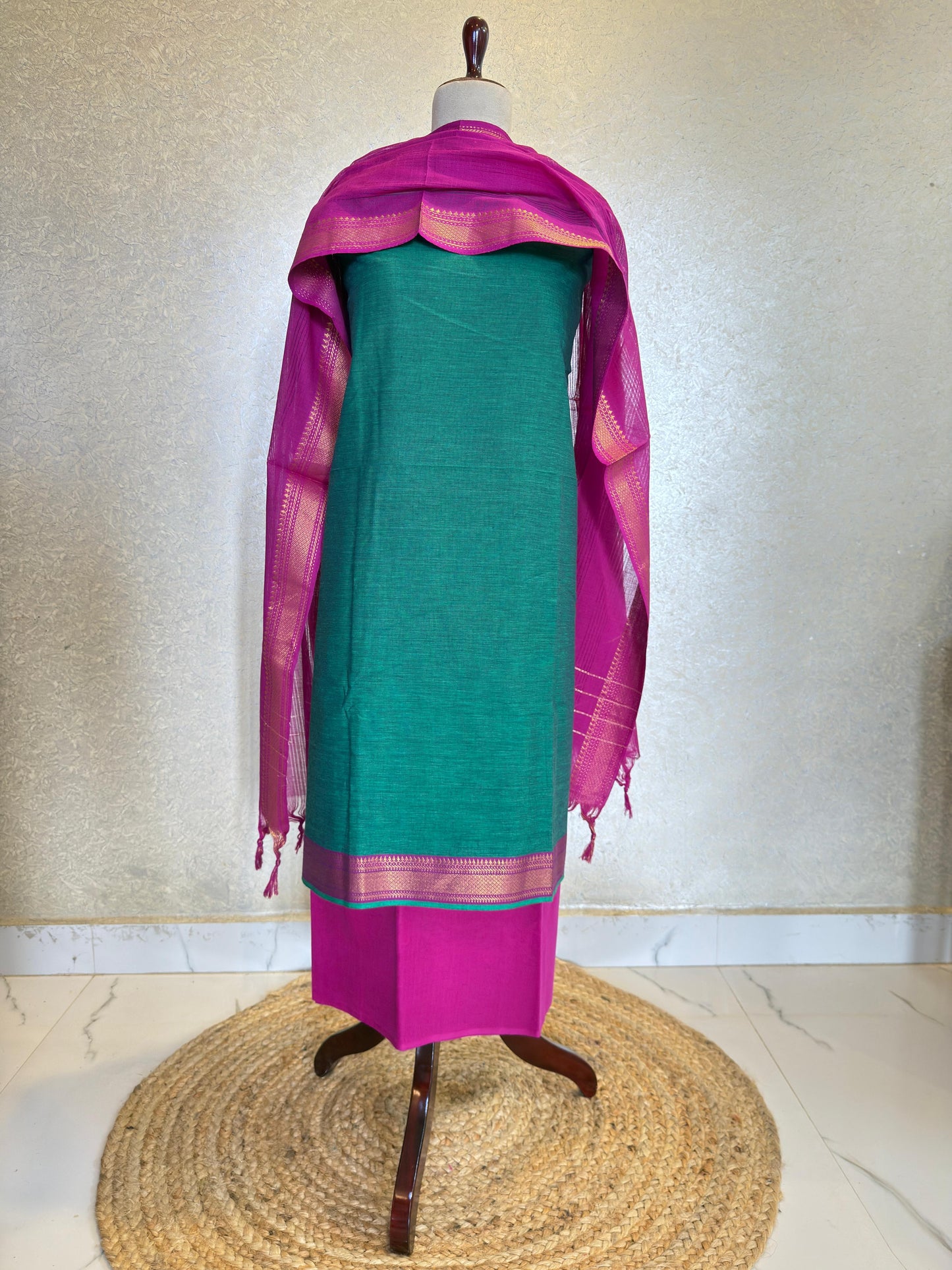 Mangalagiri Salwar Suit - Green HOTUSM369